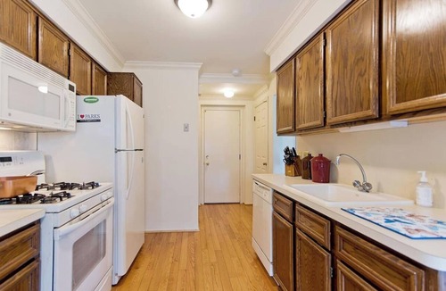 Clinton Township Condo | Peaceful 2-bedroom condo with AC in Clinton Township