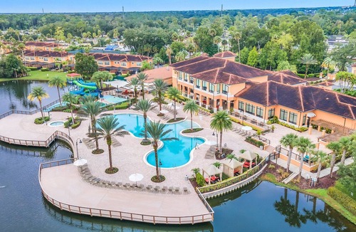 Kissimmee House | Peaceful/4 mi to Disney/Gated/Pool/Waterslides