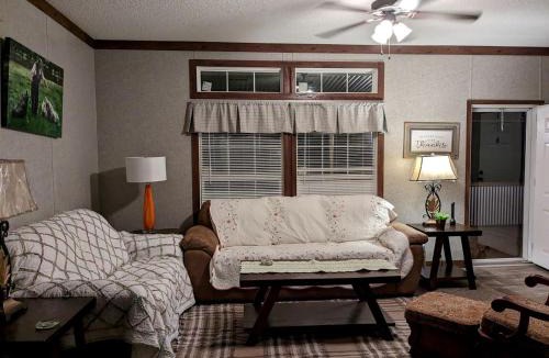 Putnam Hall House | Peaceful Animal Sanctuary Farm Stay on Rescue Farm Near Gainesville & Jacksonville in Melrose, Florida