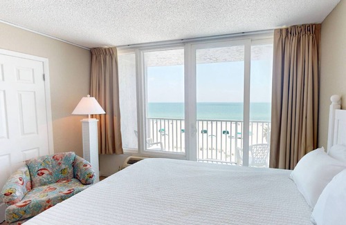 Treasure Island Condo | Peaceful Beachfront Vacation, Pool, Hot Tub, Tiki Bar & Tickets Included for Top Area Attractions!
