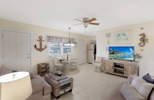 Marco Island Condo | Peaceful Condo | Pool & Brief Walk to Beach