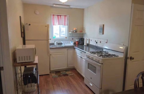 Metter Cabin | Peaceful, family-friendly 2 bdrm cabin with lake access and recreation options