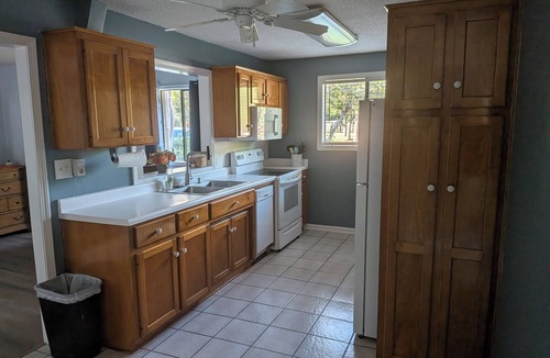 Northeast Pensacola House | ​Peaceful NE Pensacola Home Across from Beautiful City Park