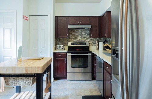 Clermont House | Peaceful retreat near Clermont lakes. RelaxUnwind