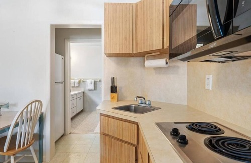 Little Torch Key Hotel | Peaceful Studio w/Pool & Beach Access | Breakfast Included