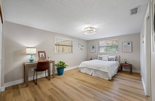 Old Grove House | Peaceful waterfront on Cotee River > Gulf: Dolphins & Manatees