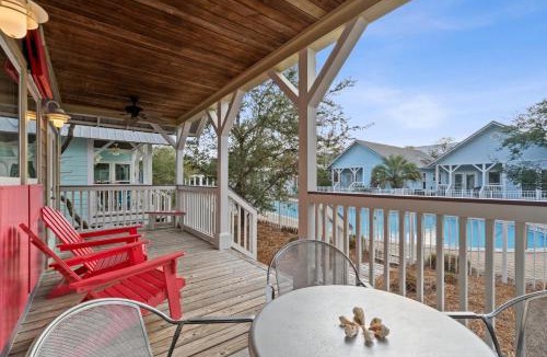 Seacrest House | Peacock Cottage