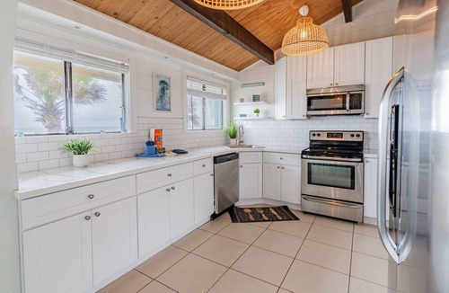 Marineland Acres House | Pelican Beach Private Ocean Front Beach House- Sleeps 10 Bring Your Surf Boards