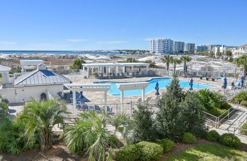 Holiday Isle House | Pelican Pointe At Destin Pointe Resort