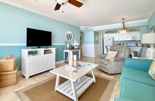 Gulf Lagoon Beach Condo | Pelican Walk 504- Free Beach Chairs Gulf Front!