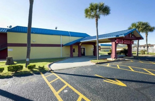 Northwest Pensacola Apartment | Pensacola FL | 2 Full Bed