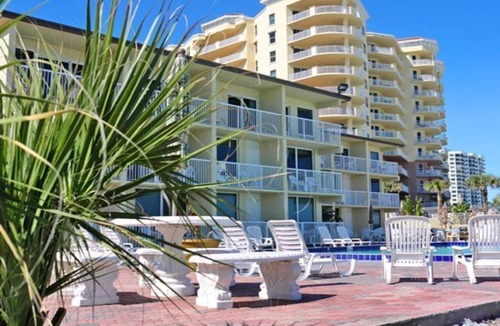 Daytona Beach Shores Condo | Perennial Vacation Club-Cozy one Bedroom Villa