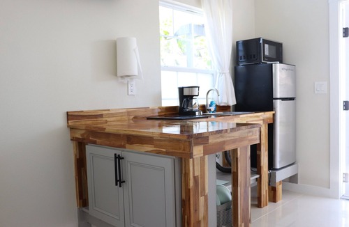 Westchase Villa | Perfect 1-bedroom villa with AC in wonderful West Tampa near Tampa Bay Downs