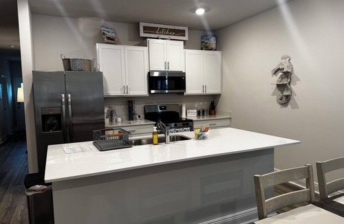 Harold House | Perfect 3-bedroom house with AC in adorable Milton
