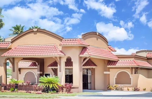 St. Augustine Hotel | Perfect for a Family Trip to St Augustine! 3 Spacious Rooms, Free Parking
