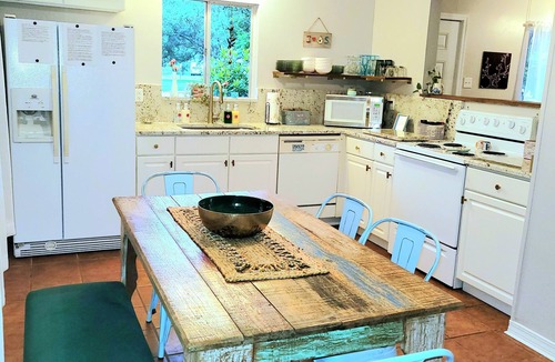 Ocean Springs House | PERFECT LOCATION family friendly, walk to beach, close to casinos