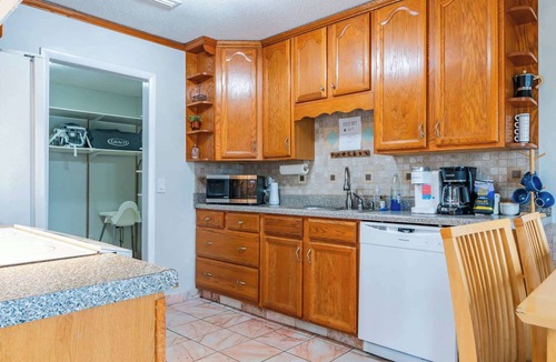 Enterprise House | Pet-Friendly 4BR w/Huge Fenced Yard- Near Rucker