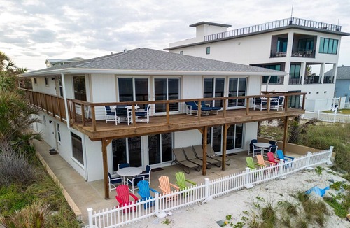 New Smyrna Beach Apartment | Pet Friendly & Beachfront Angel Inn the Sand - Gecko Unit Downstairs South