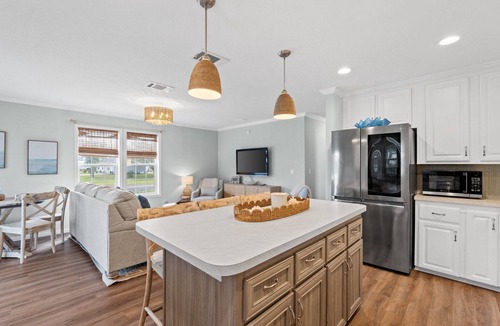 Port St. Joe House | Pet Friendly Beach House - Hakuna Matata