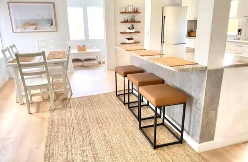 Biggar House | Pet-Friendly Estero Spacious House Near FGCU, Beaches, RSW Airport & Hertz