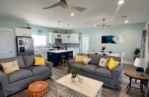 Port St. Joe House | Pet friendly & fenced, all size pets welcome, 5 mins to beach & bay, est. 2023.