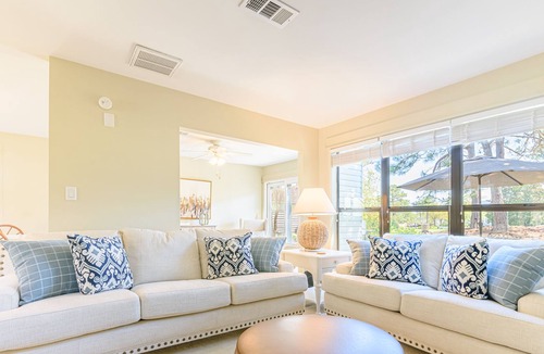Sandestin Condo | Pet Friendly ~ Golf Cart Included ~ Spacious Living Area ~ Private Patio