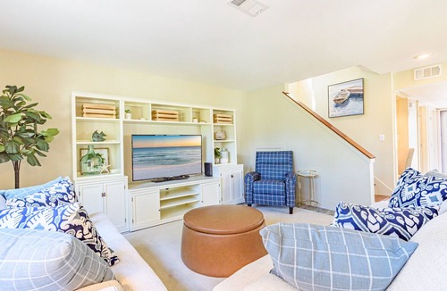 Sandestin Condo | Pet Friendly ~ Golf Cart Included ~ Spacious Living Area ~ Private Patio