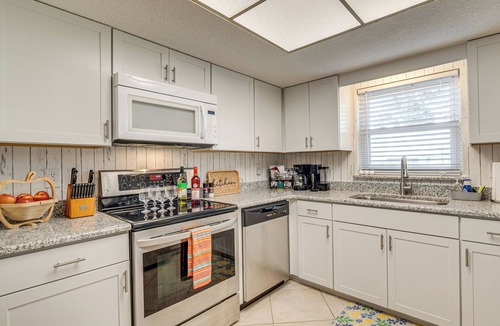 Ocala House | Pet-Friendly Home 12 Mi to WEC & Dtwn Ocala!
