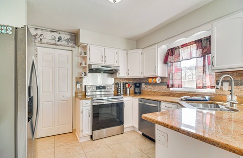 Largo House | Pet-Friendly Home w/Pool & BBQ in Largo