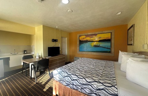 Daytona Beach Hotel | Pet-Friendly Stay Near Daytona Beach Perfect for Beachgoers & Business Travelers