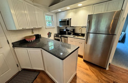 Night Heron House | Pet Friendly Night Heron Bungalow - 2 Bedroom, 2 Bath, 5m walk to beach and pool