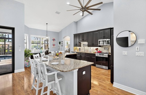 Yacht Club House | Pier Pressure, where your Florida dreams float into reality along the canals of Cape Coral!