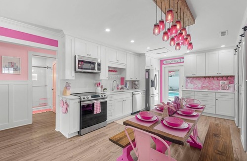 Laguna Beach House | Pink Prerogative - All-Pink Beach Bungalow with Private Pool & Golf Cart