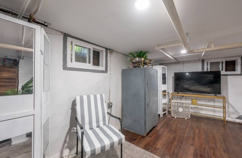 Plainfield House | Plainfield Retreat Near NYC-Travel Nurse Friendly