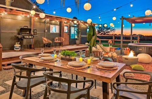Plant City House | Plant City: Pool, Hot Tub & Guest House
