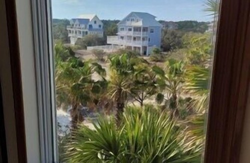 Magnolia Bluffs House | Plantation at St George Island Fl. Beautiful beach view from all bedrooms