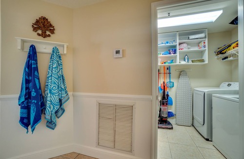 Miramar Beach Condo | Platinum Luxury Ocean Front 3 BR/3 BA West Sunset Corner, Metro Style Decor.