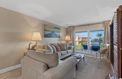 Point East House | Point East 314