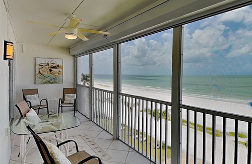 Mid Island Condo | Pointe South 403 | Stunning Views and Pool