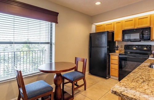 Pompano Beach Condo | Pompano Beach | Sunny Coast Retreat | Ocean, Pools & Relaxation