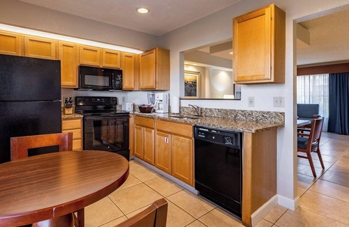 Pompano Beach Condo | Pompano Beach | Sunny Coast Retreat | Ocean, Pools & Relaxation