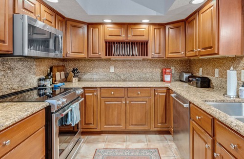 Sawgrass Condo | Ponte Vedra Beach retreat! Sawgrass Country Club! Golf Beach Pool Dining Nearby