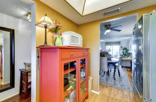 South Bradenton Condo | Pool Access! Monthly Bradenton Stay, 8 Mi to Beach