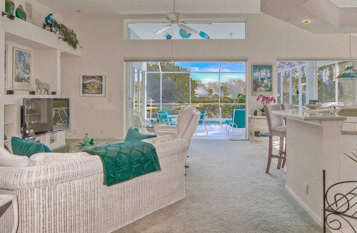 Braden River House | Pool Home Sea Foam Shangrila