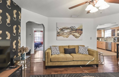 Tampa Heights House | Pool Home-Spacious-Prime Location-Family Friendly-Pet Friendly