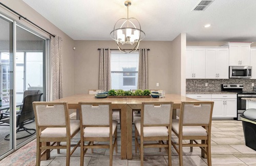 Davenport House | Pool home w/game room & free water park access