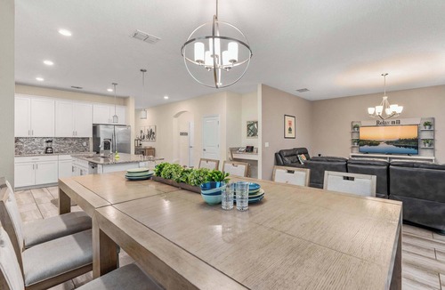 Davenport House | Pool home w/game room & free water park access