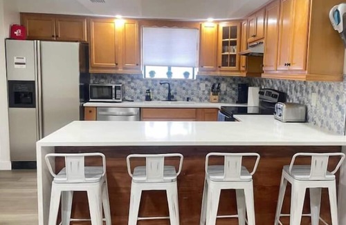 Deep Forest Village House | POOL House+Garage. Bring your Bikes! + 3Bed/2Bath