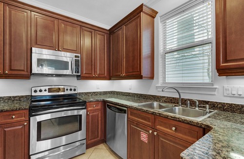Villages of Crystal Beach House | Poolside Haven! Book your 2026 vacation now! 6 bedroom, 3.5 bath, Sleeps16