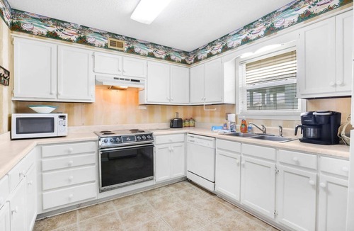 Orange Beach East Apartment | Portside 204- Best of Beach Bay